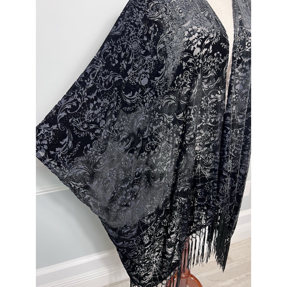 Hot Topic Spooky Velvet Kimono Size 5 Skull Spiderweb Fringe Whimsigoth Witchy